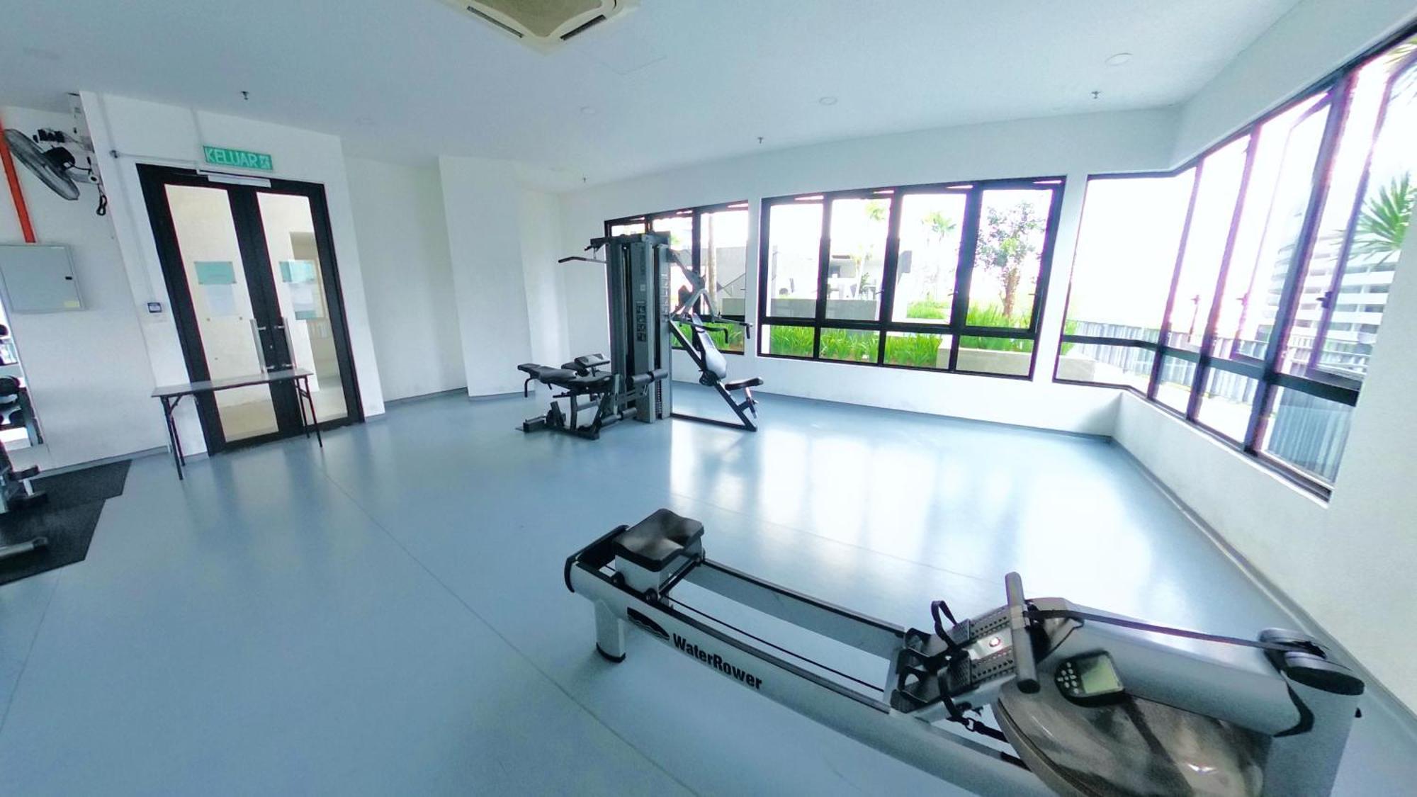 9Pax 2R2B Family Suite, I-City, I-Suite, Hyde, Beside Theme Park, Wifi 50-55" Smart Tv 莎阿南 外观 照片