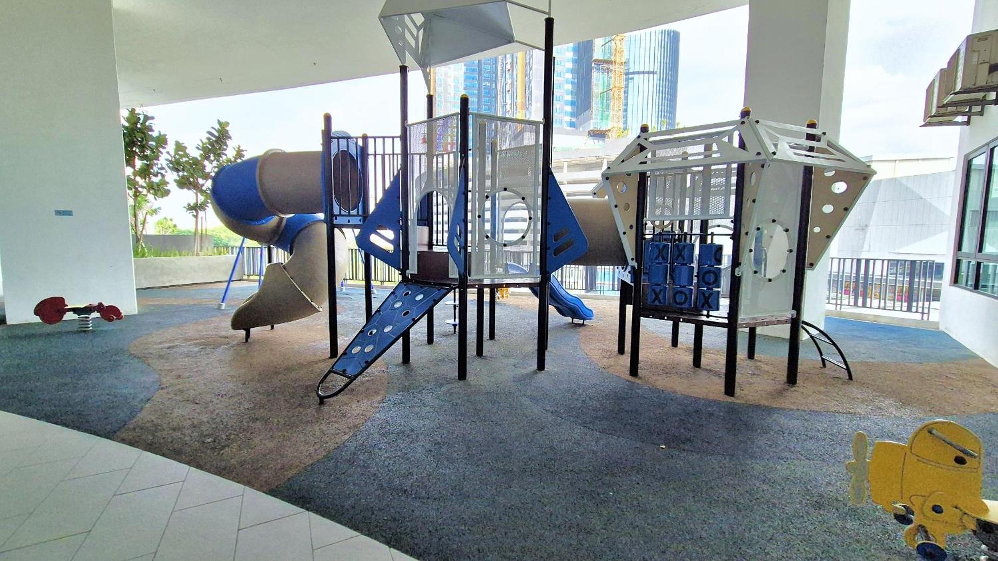 9Pax 2R2B Family Suite, I-City, I-Suite, Hyde, Beside Theme Park, Wifi 50-55" Smart Tv 莎阿南 外观 照片